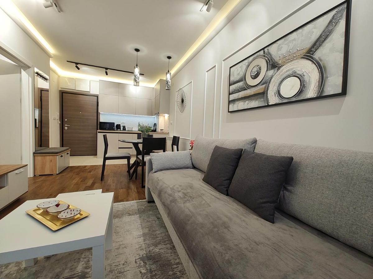 公寓 Primus Sa Bazenom,spa&wellness Centrom-velika Recepcija 125