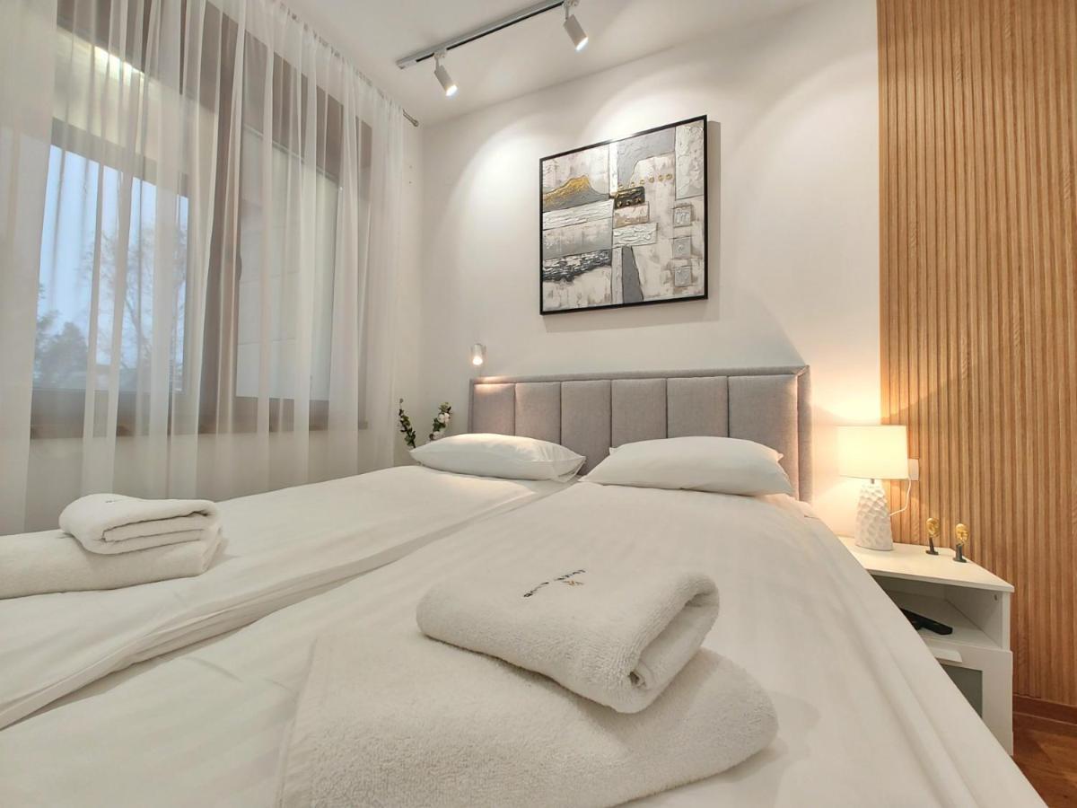Primus Sa Bazenom,spa&wellness Centrom-velika Recepcija 125 公寓 *
