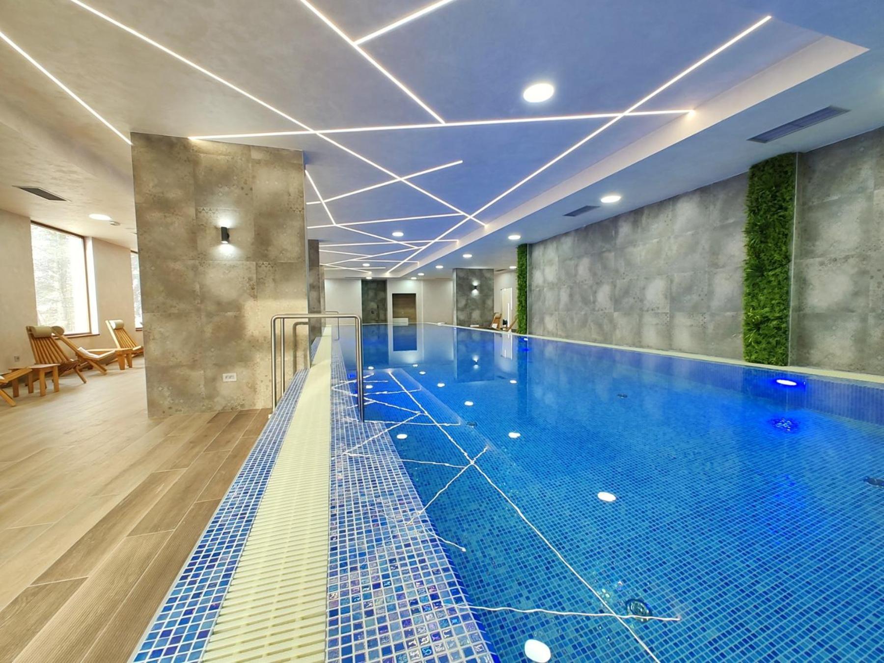 Primus Sa Bazenom,spa&wellness Centrom-velika Recepcija 125 * 兹拉蒂博尔